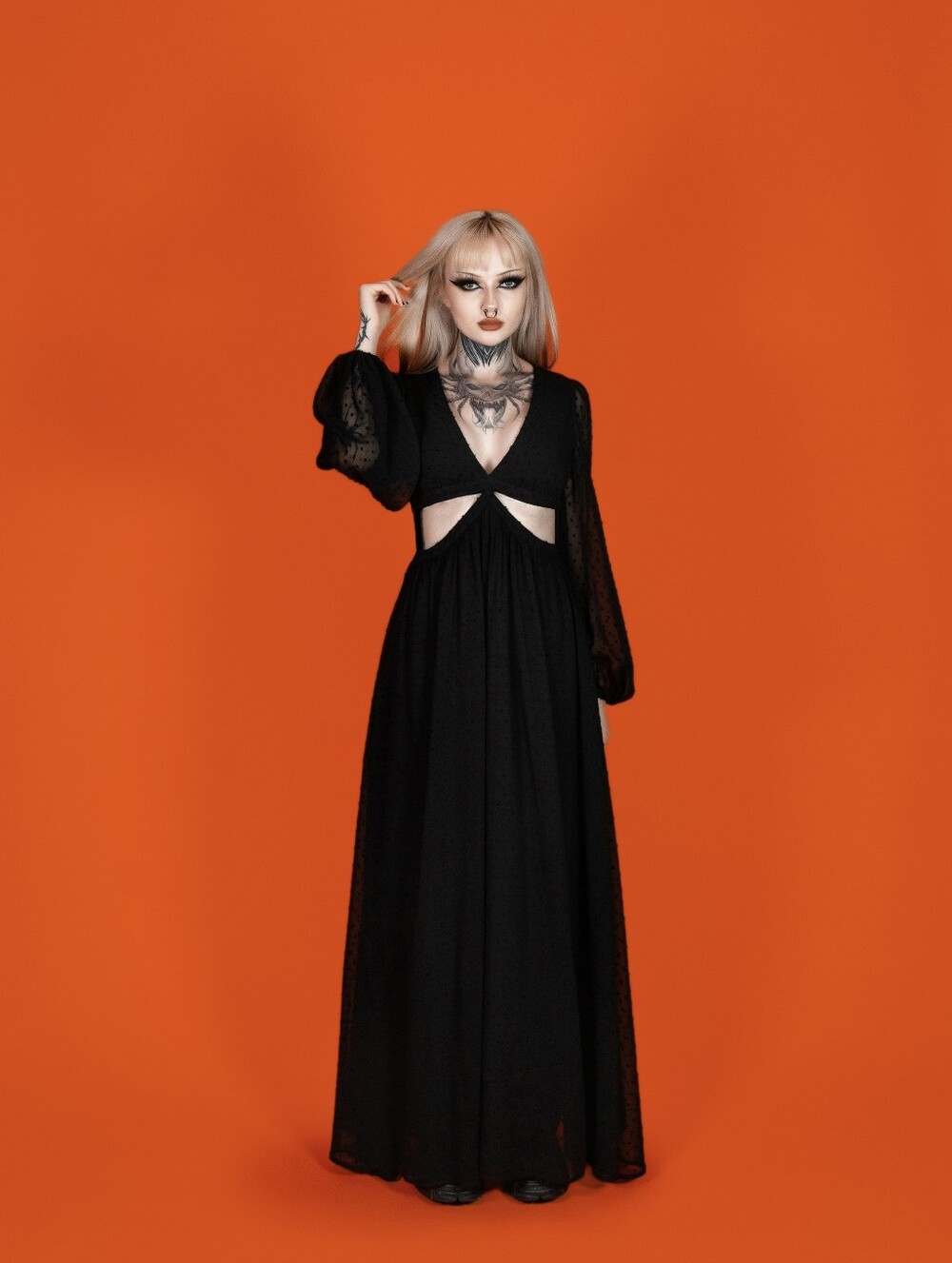 Lively Ghosts Celestra Dress - Picture 3 of 14